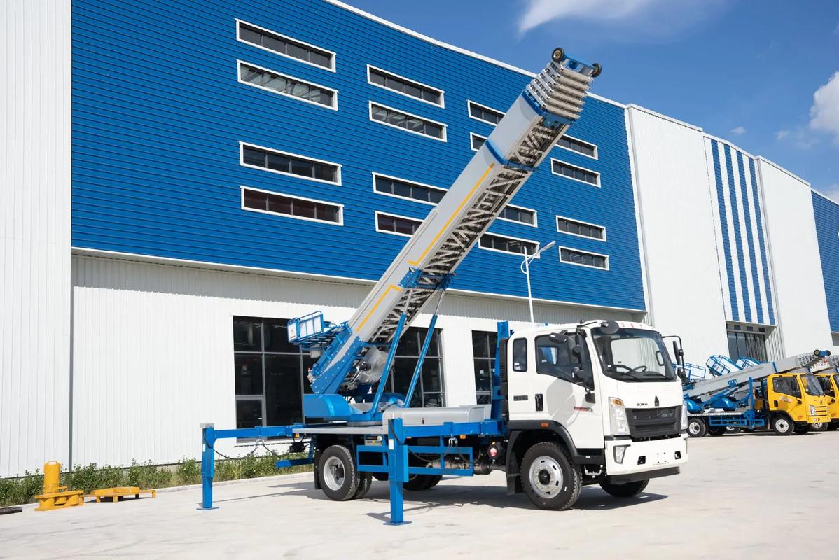 亳州谯城小型云梯车上料车租赁多少钱